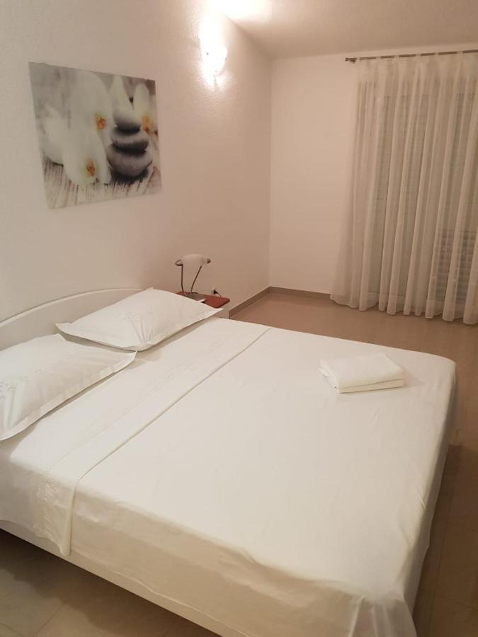 מאקרסקה Apartment Miskovic מראה חיצוני תמונה