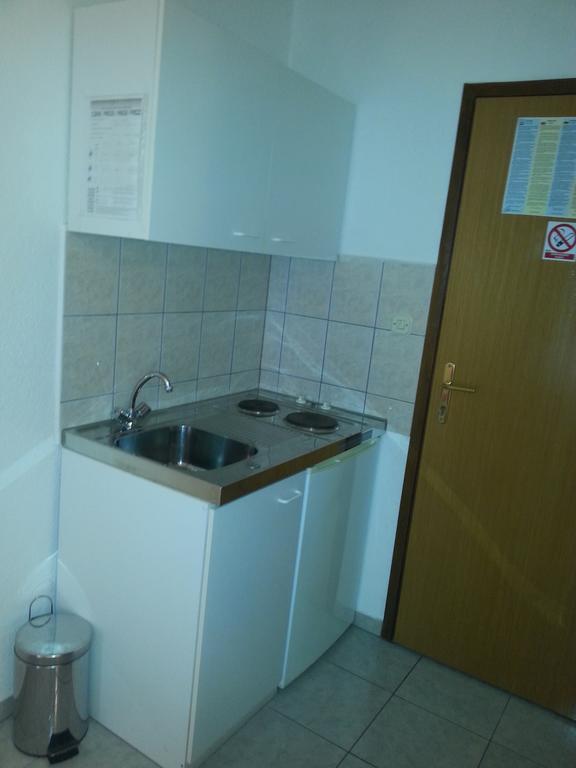 מאקרסקה Apartment Miskovic מראה חיצוני תמונה