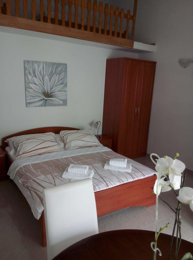 מאקרסקה Apartment Miskovic מראה חיצוני תמונה
